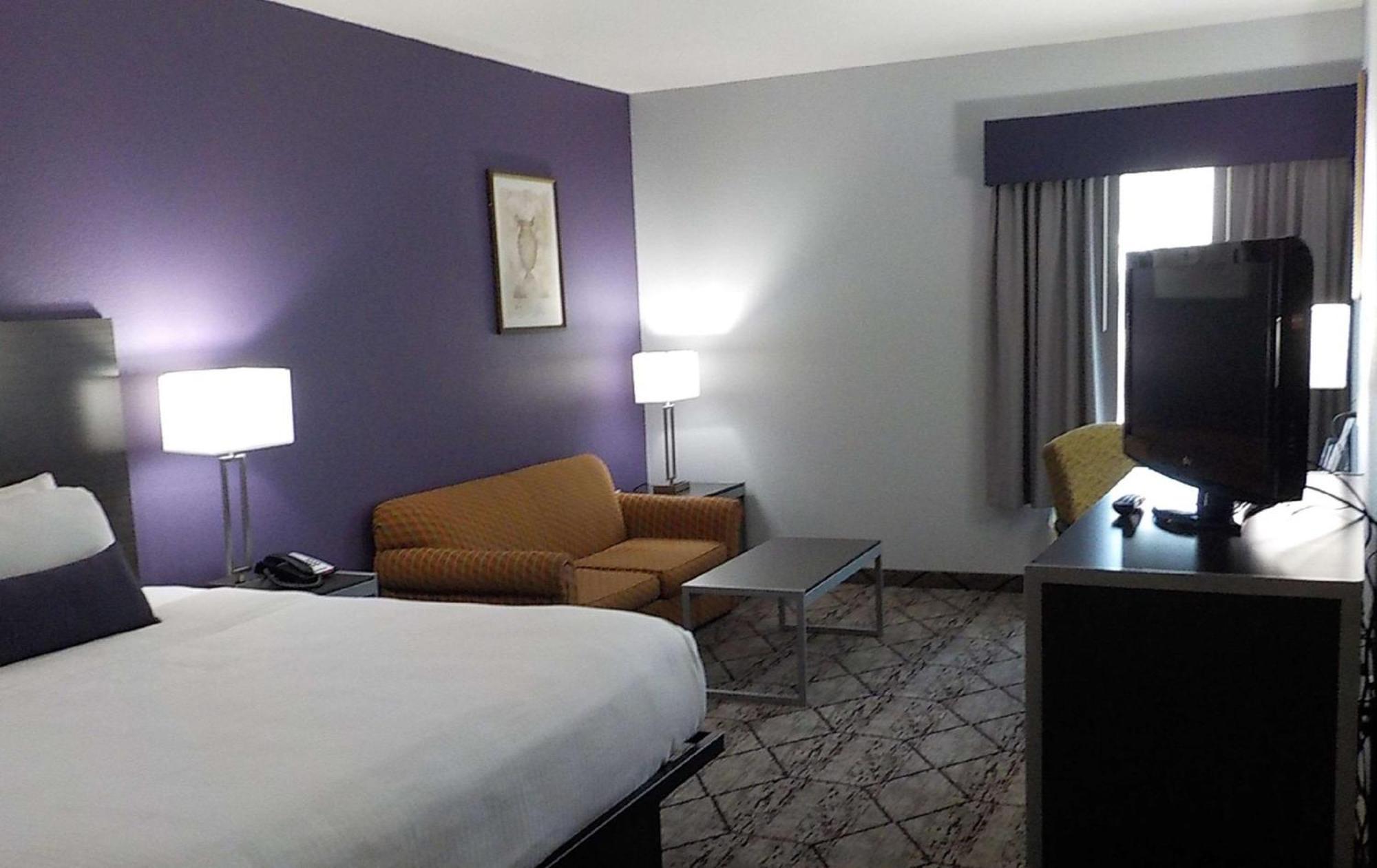 Hotel Surestay Plus By Best Western Afb